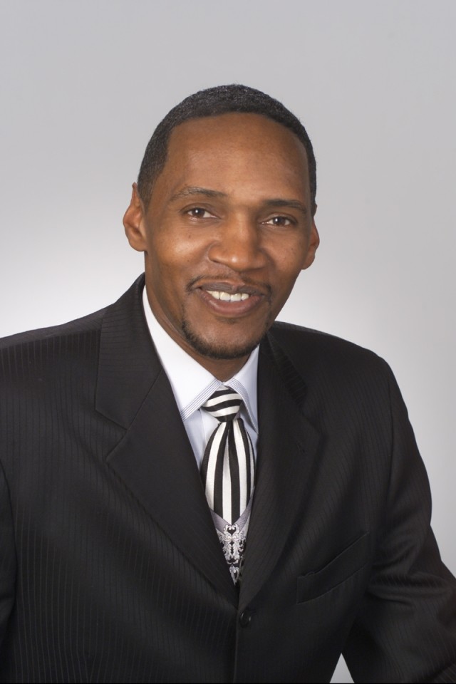 Robert Lewis fotoğrafı