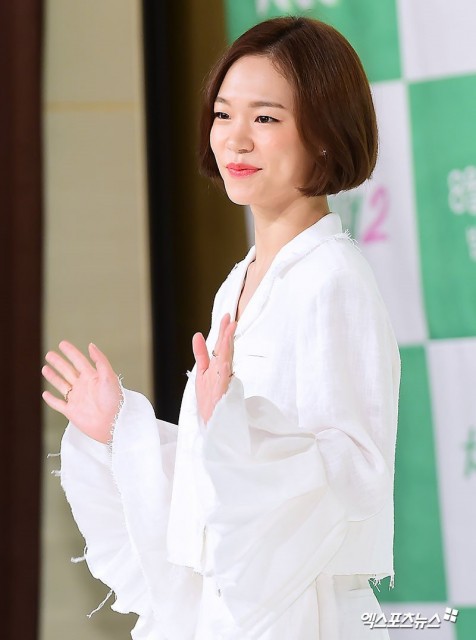 Han Ye-ri Fotoğrafı