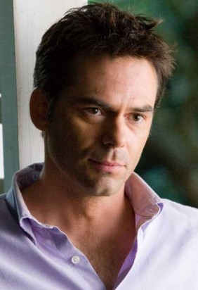 Billy Burke Fotoğrafı