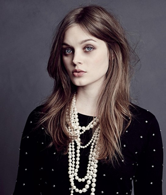 Bella Heathcote Fotoğrafı