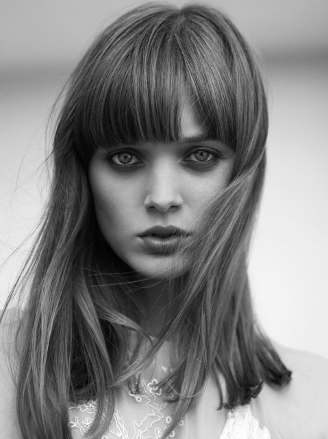 Bella Heathcote Fotoğrafı