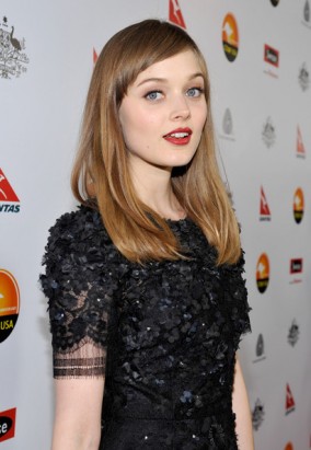 Bella Heathcote Fotoğrafı