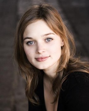 Bella Heathcote Fotoğrafı