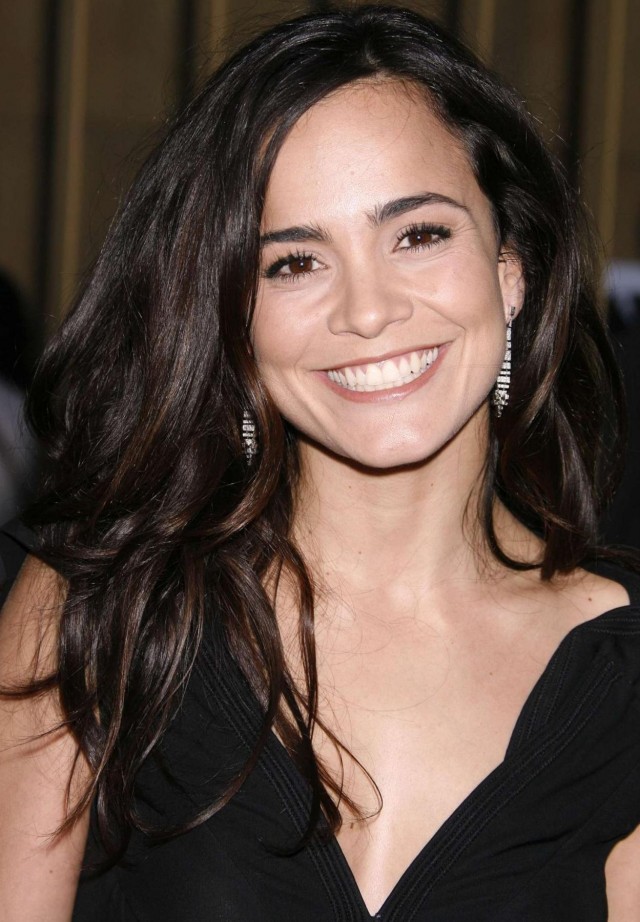 Alice Braga Fotoğrafı