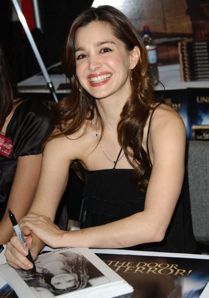 Gina Philips fotoğrafı