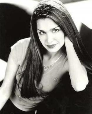 Gina Philips Fotoğrafı