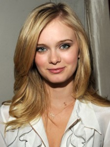 Sara Paxton Fotoğrafı