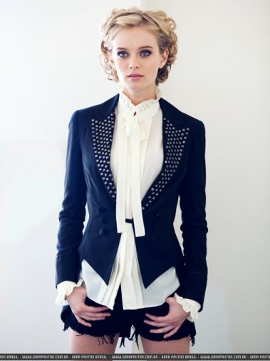 Sara Paxton Fotoğrafı