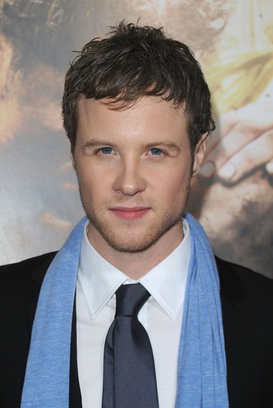 Ashton Holmes Fotoğrafı