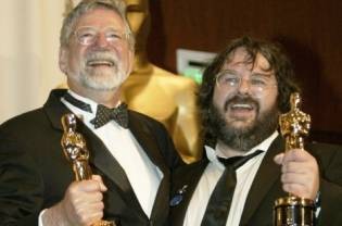 Barrie M. Osborne fotoğrafı