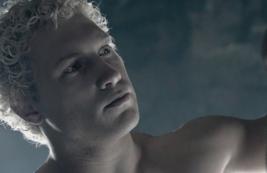 Jai Courtney Fotoğrafı