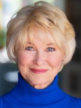 Dee Wallace fotoğrafı