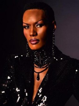 Grace Jones fotoğrafı
