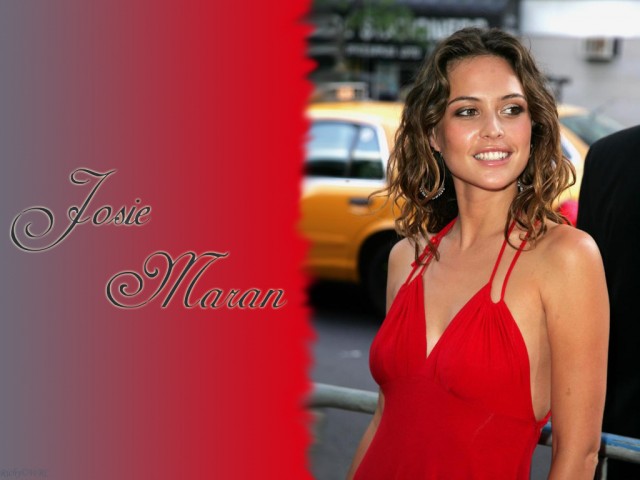 Josie Maran Fotoğrafı