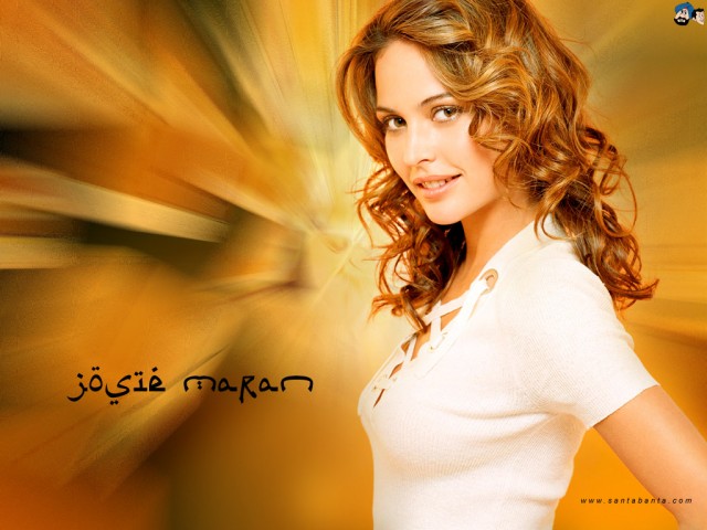 Josie Maran Fotoğrafı