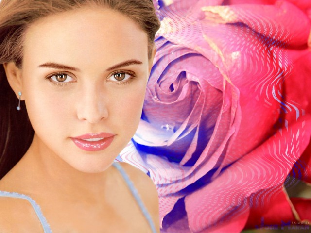 Josie Maran Fotoğrafı