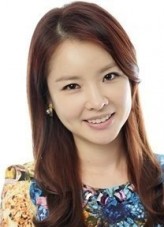 Lee Ji-hyun (i) fotoğrafı