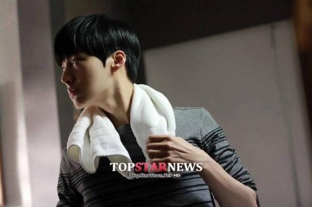 Ahn Jae-hyeon Fotoğrafı