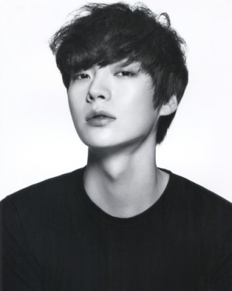 Ahn Jae-hyeon Fotoğrafı