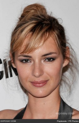Louise Bourgoin Fotoğrafı