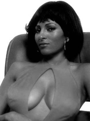 Pam Grier Fotoğrafı