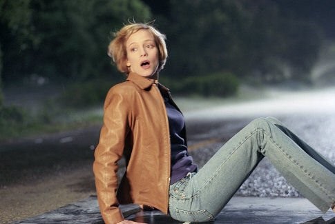 Laura Regan fotoğrafı