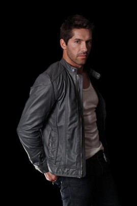 Scott Adkins Fotoğrafı