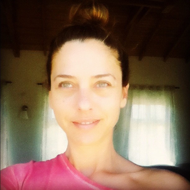 Ece Uslu Fotoğrafı