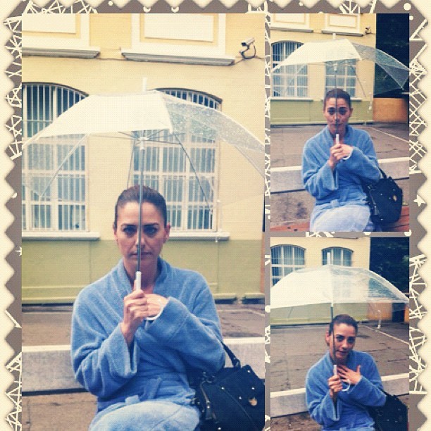 Ece Uslu fotoğrafı