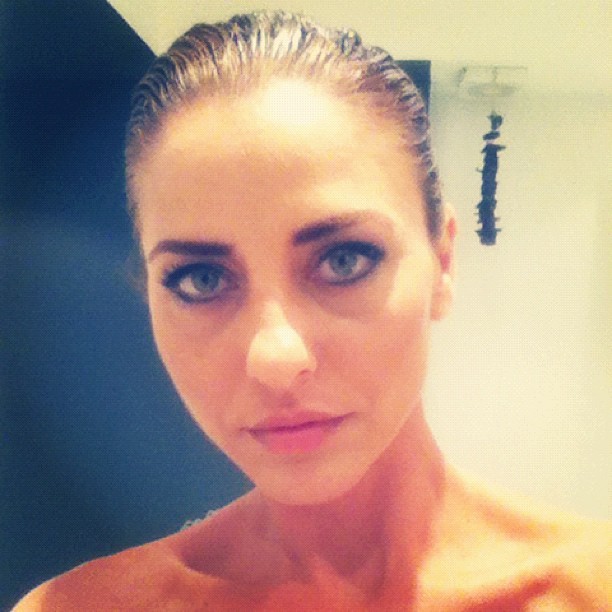 Ece Uslu fotoğrafı