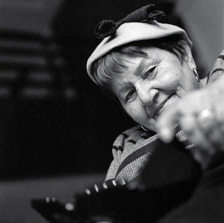 Suna Pekuysal fotoğrafı