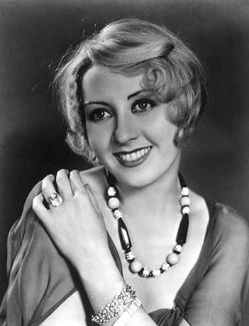 Joan Blondell fotoğrafı