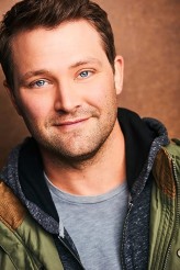 Matt Lowe fotoğrafı