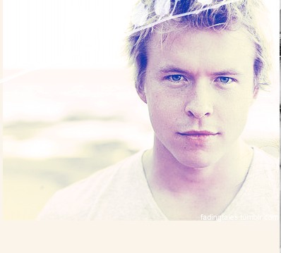 Todd Lasance fotoğrafı