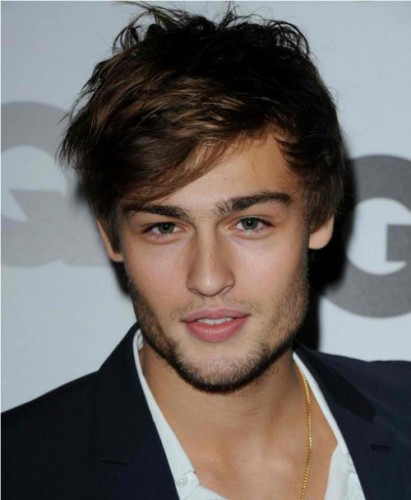 Douglas Booth Fotoğrafı