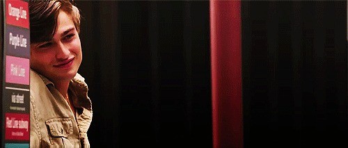 Douglas Booth Fotoğrafı