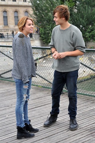 Douglas Booth Fotoğrafı