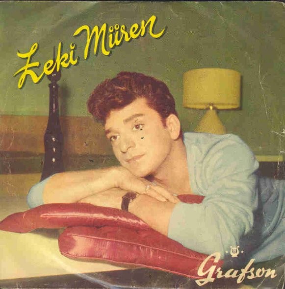 Zeki Müren Fotoğrafı