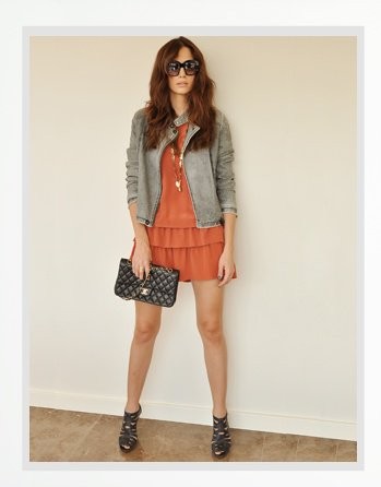 Emina Türkcan Sandal Fotoğrafı