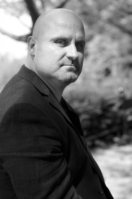 Luing Andrews Fotoğrafı