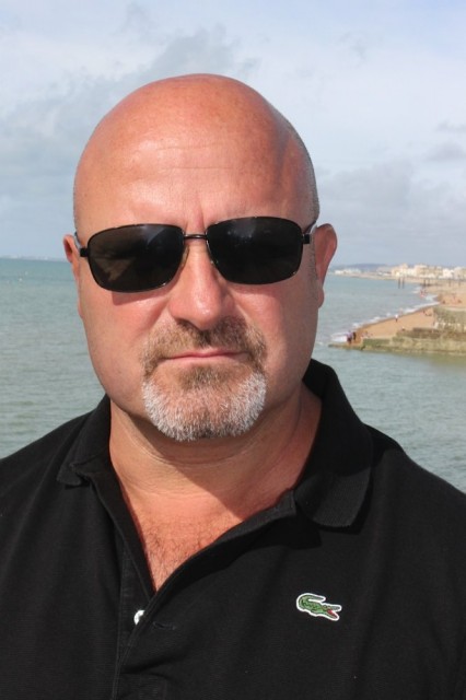 Luing Andrews Fotoğrafı