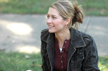 Ali Hillis Fotoğrafı