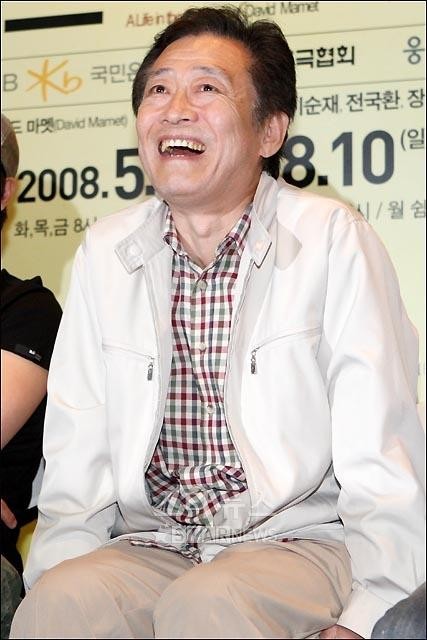 Jeon Gook-hwan fotoğrafı