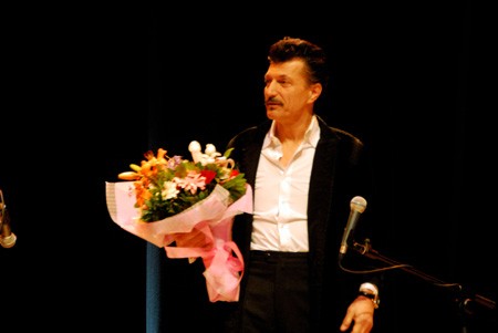 Burhan Öçal fotoğrafı