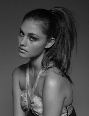 Phoebe Tonkin Fotoğrafı