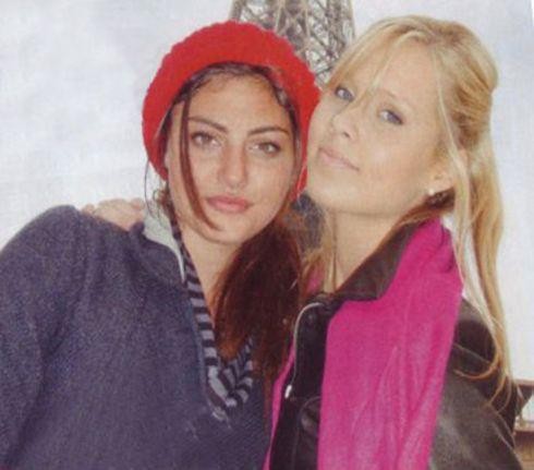 Phoebe Tonkin Fotoğrafı