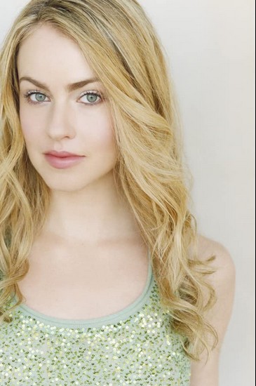 Amanda Schull Fotoğrafı