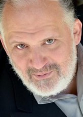 Frank Medrano fotoğrafı