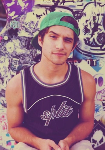 Tyler Posey Fotoğrafı