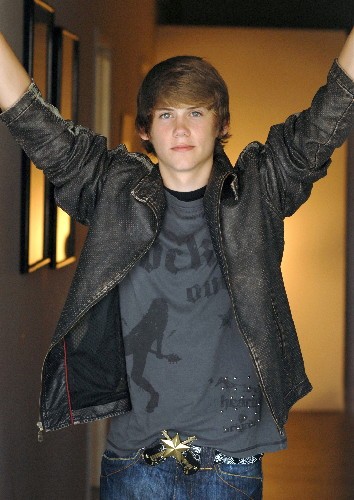 Tony Oller fotoğrafı